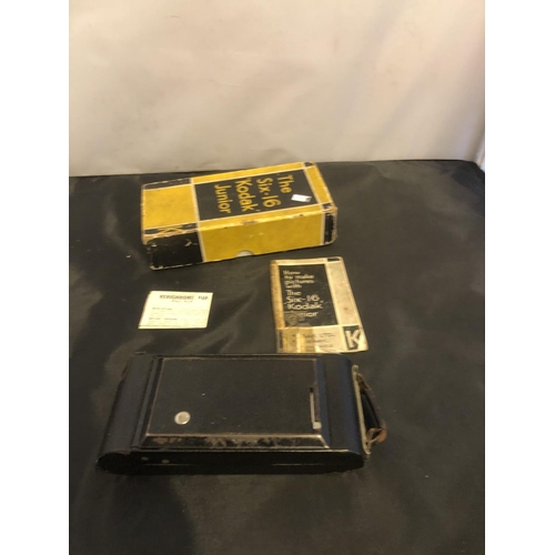 113 - Kodak junior camera