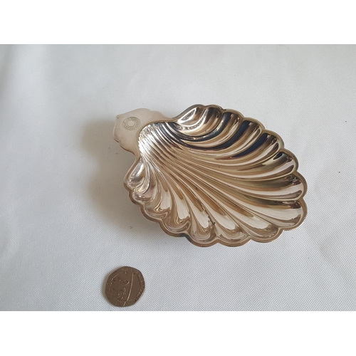 113 - Mappin & webb shell dish