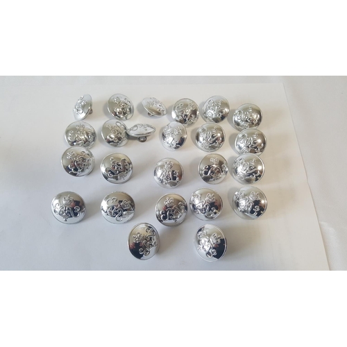 111 - 24 Gaunt military buttons