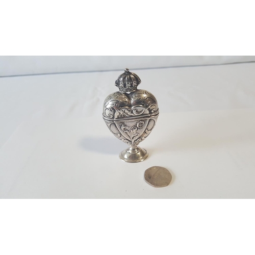 63 - HM silver love heart perfume bottle holder c1901