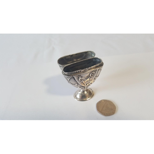 63 - HM silver love heart perfume bottle holder c1901