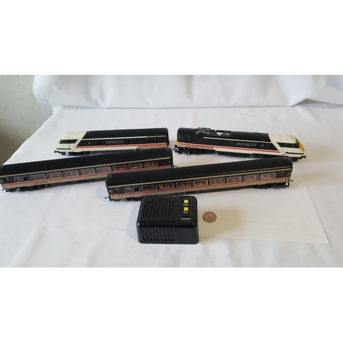 91 - Hornby 00 gauge Intercity 225 train set