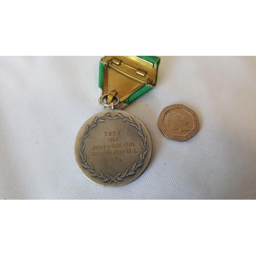 187 - unusual shooting medal 1963