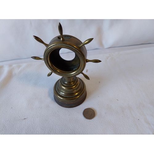 400 - brass clock holder