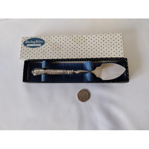 155 - HM silver boxed spoon c1979