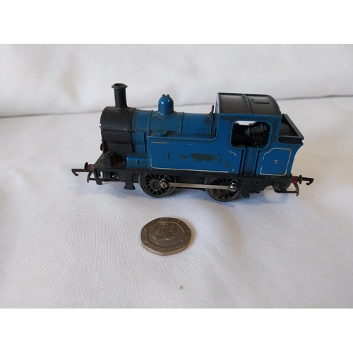 171 - HO gauge model locomotive Triang