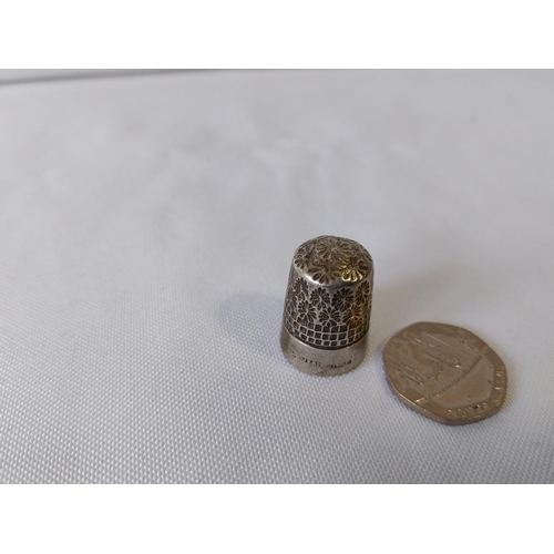 267 - HM silver thimble