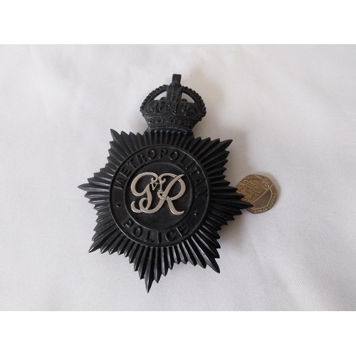 287 - vintage Metropolitan Police helmet badge