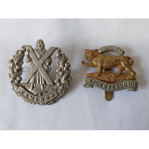 106 - quantity of vintage military badges