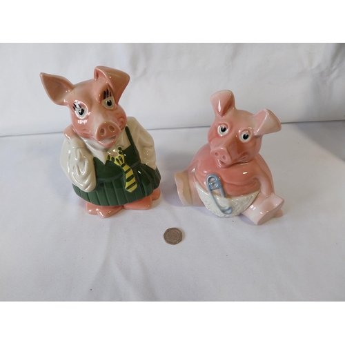 128 - 2 pig money boxes