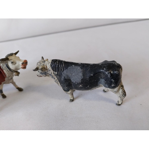 187 - Timpo lead toys 2 cows & bull