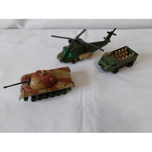 226 - 3 Matchbox military toys