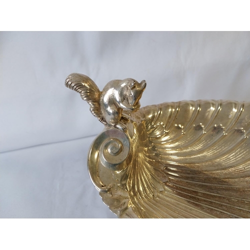 43 - Edwardian Walker & Hall silver plated nut dish