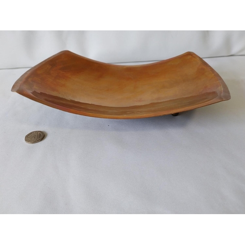 186 - arts & crafts copper fruit bowl on 3 feet