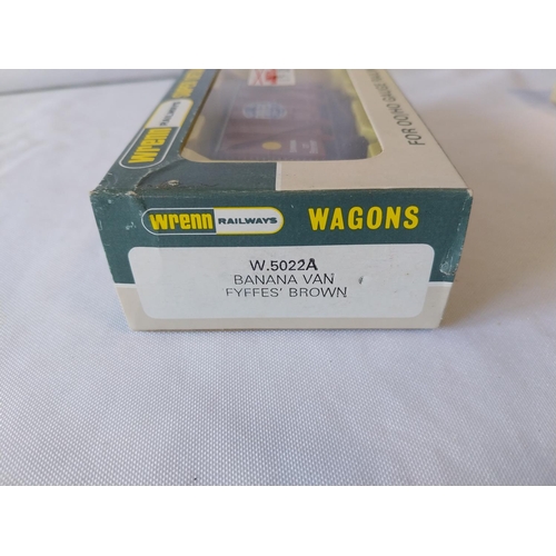 88 - Wrenn 00 gauge wagon boxed W5022A