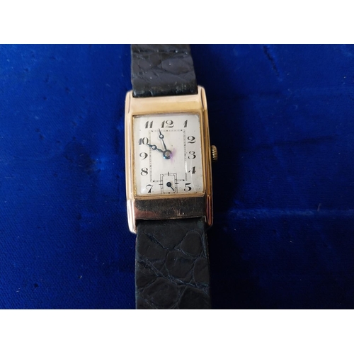 195 - 9ct gold Art Deco 21 jewel watch c1933 good working order