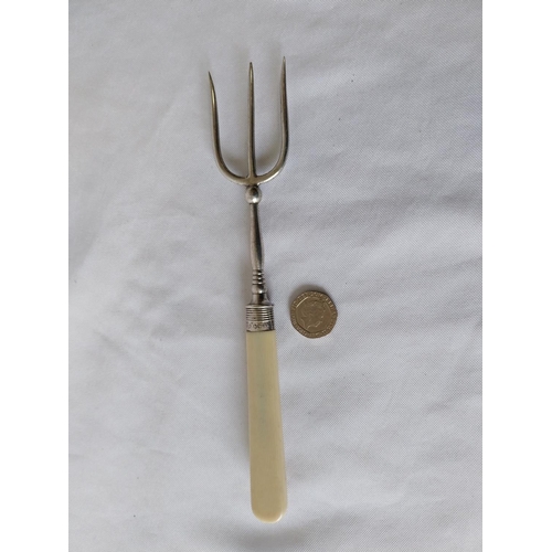 224 - HM silver bandded bread fork c1918