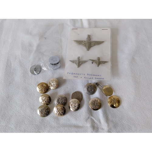 299 - mixed military buttons & badges