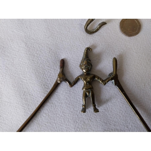 368 - vintage brass balance toy with scorpion & crocodile legs