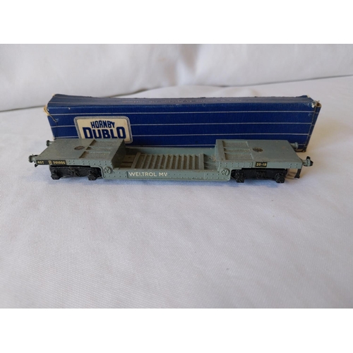 86 - vintage Hornby Dublo wagon