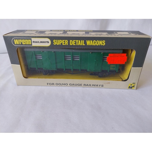 87 - Wrenn 00 gauge wagon boxed W4323