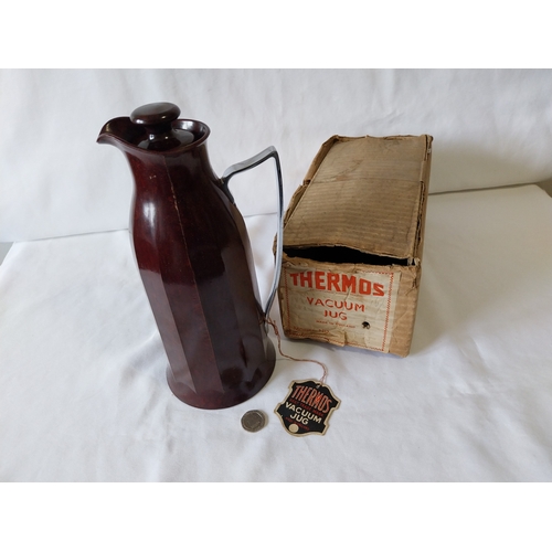 118 - 1920s/30s Thermos bakelite vacuum jug unused with box