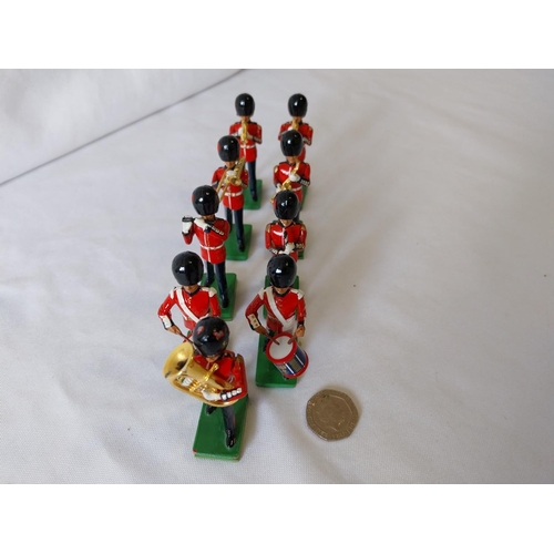 58 - lead soldiers marching band