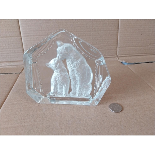 11 - Goebel art glass crystal paperweight of cats