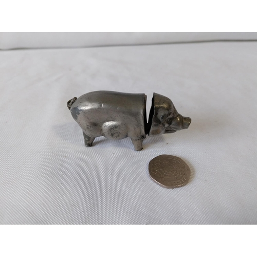 122 - vintage white metal pig vesta case