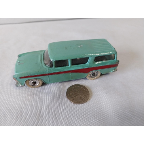 22 - playworn Dinky nash rambler