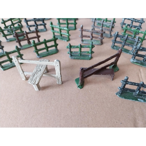 309 - vintage Britains, JoHill etc lead fencing