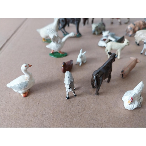 310 - vintage Britains, JoHill etc lead mixed farmyard