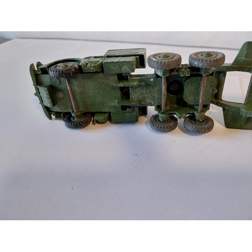 215 - vintage Military Dinky 651 & 660