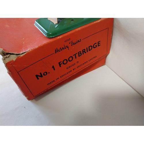 38 - Vintage Hornby O gauge Foot Bridge