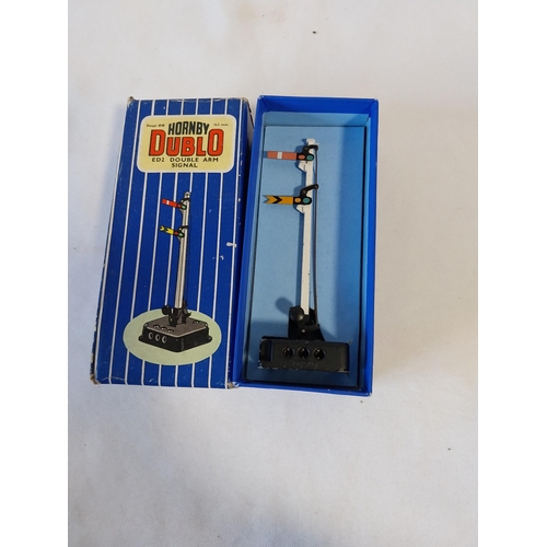 57 - Hornby Dublo oo gauge ED2 double arm signal