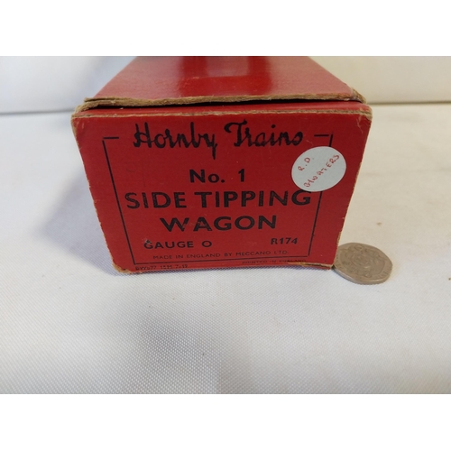 9 - Vintage boxed Hornby O gauge rolling stock side Tipping Wagon