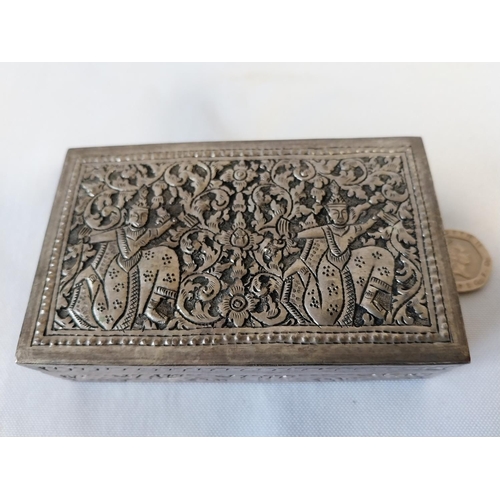 54 - vintage white metal Cambodian box 175grams