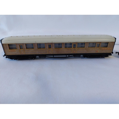 90 - Hornby R448 coach & a Bachmann coach