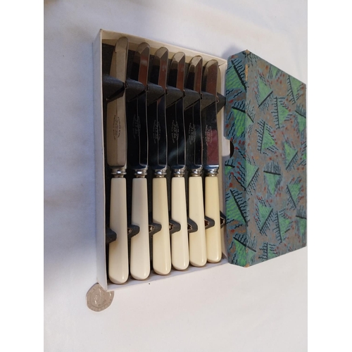 204 - vintage set of 6 butter knives