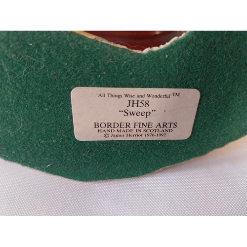 240 - Border Fine Arts Sweep boxed