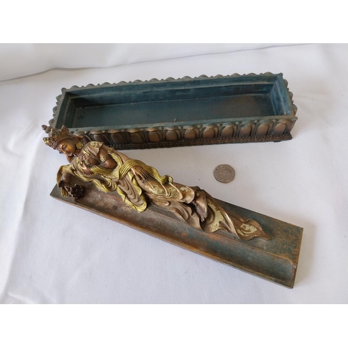 118 - vintage Buddha pen rest box