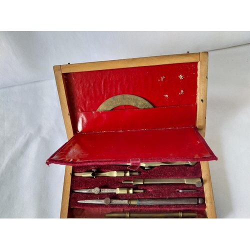 218 - vintage drawing set