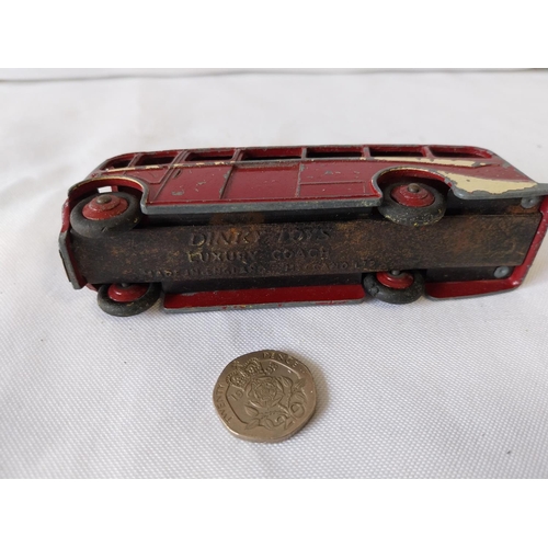 45 - Vintage Dinky diecast coach