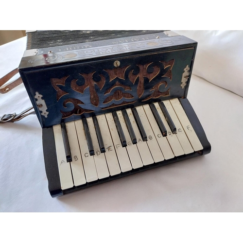 6 - Genuine Piano Action Accordion