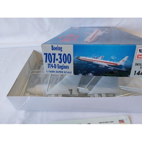 400 - opened Minicraft 1:144 scale Boeing 707-300