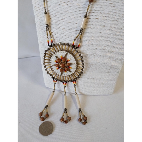 138 - Native America style beaded necklace