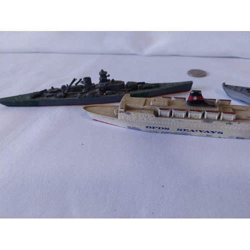 165 - 3 diecast ships