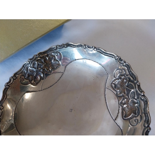 56 - 925 Silver large dish in the Art Nouveau style 172grams