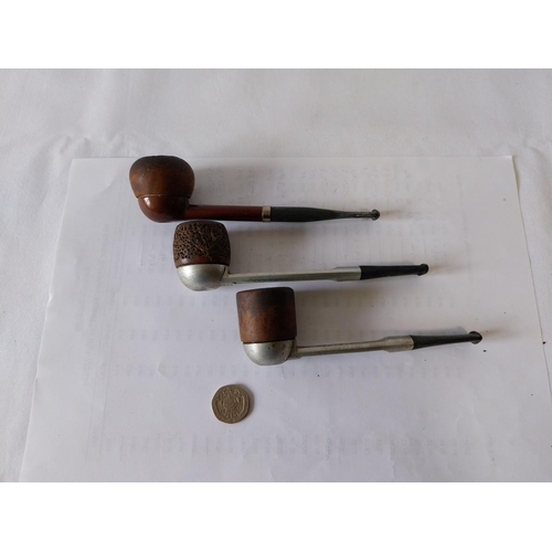 81 - 3 vintage smoking pipes