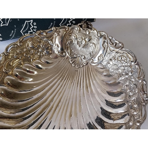 175 - 925 Silver large shell shaped dish in the Art Nouveau style 190grams